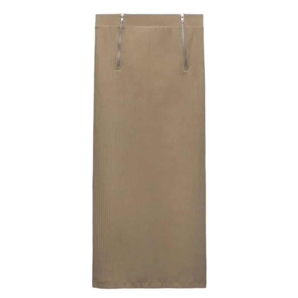 Zara Beige/ Tan Midi Ribbed Skirt(Size Medium)